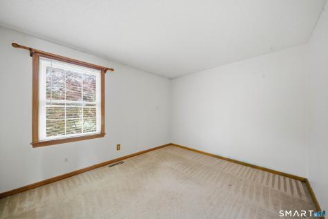 17 Spruceland Road Enfield CT 06082