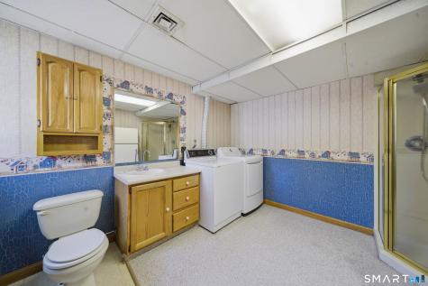 17 Spruceland Road Enfield CT 06082