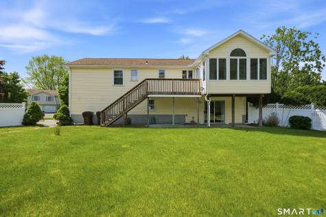 17 Spruceland Road Enfield CT 06082