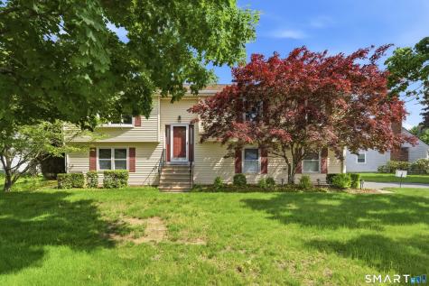 17 Spruceland Road Enfield CT 06082