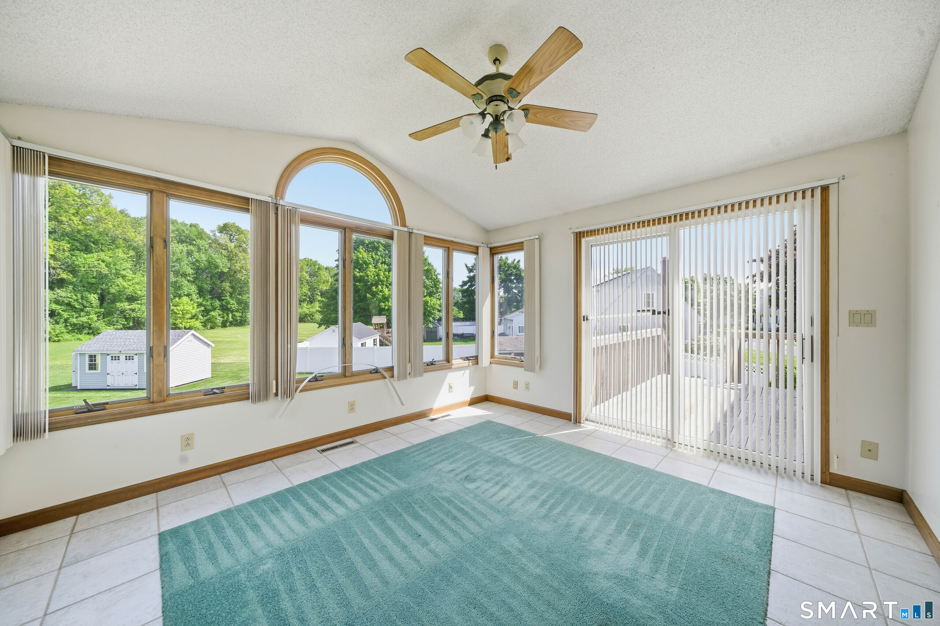17 Spruceland Road Enfield CT 06082