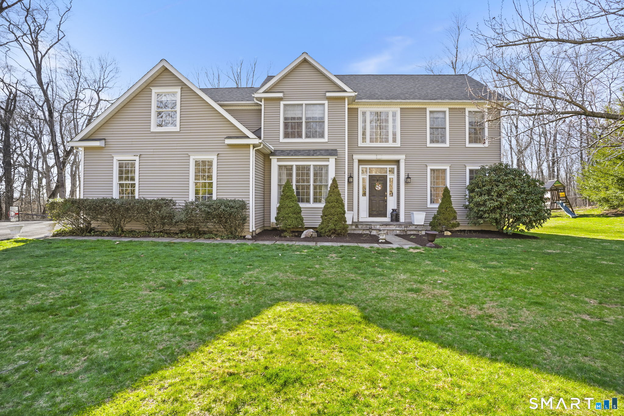 16 North Beech Tree Road Brookfield CT 06804