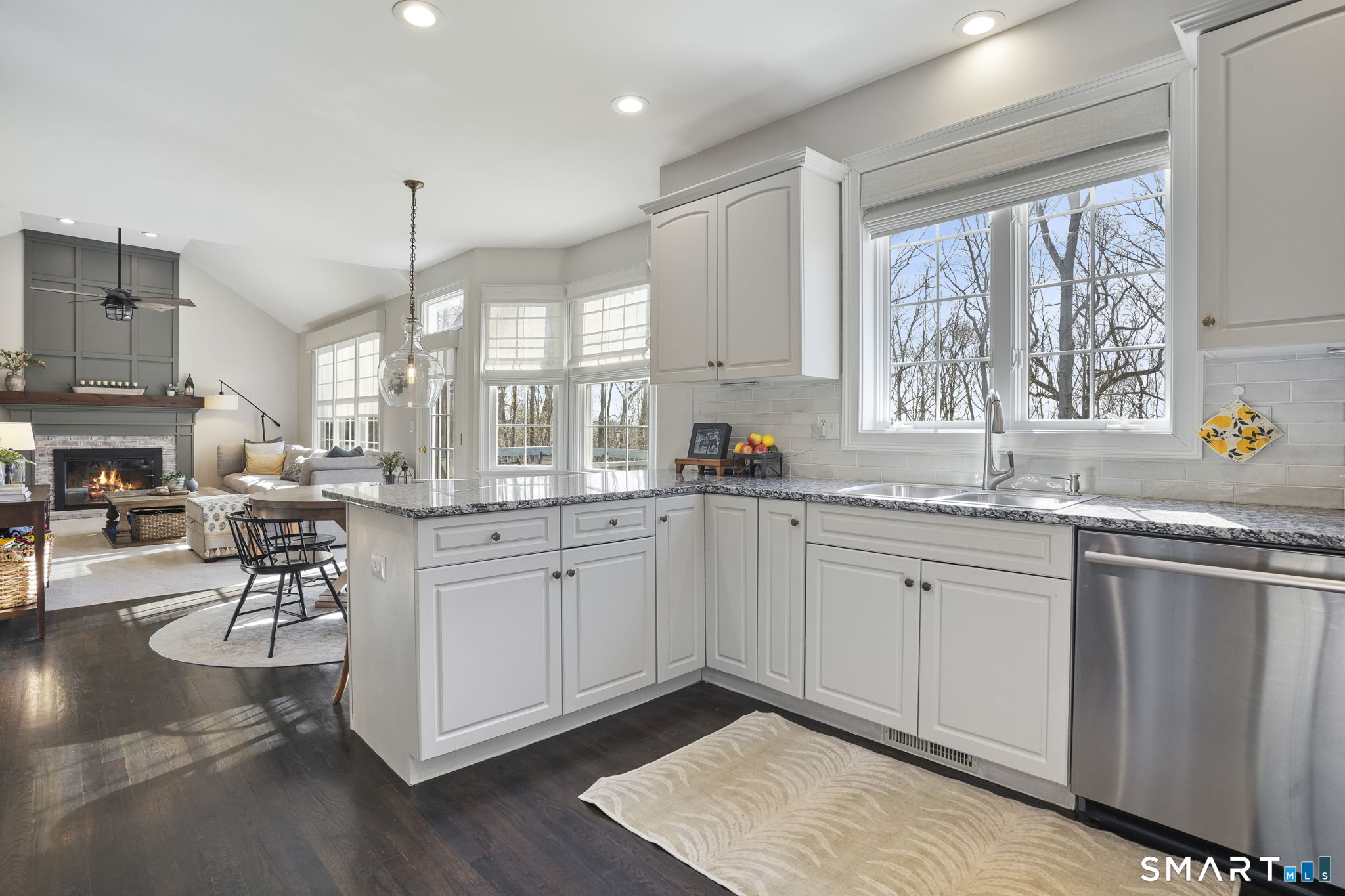16 North Beech Tree Road Brookfield CT 06804