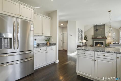16 North Beech Tree Road Brookfield CT 06804