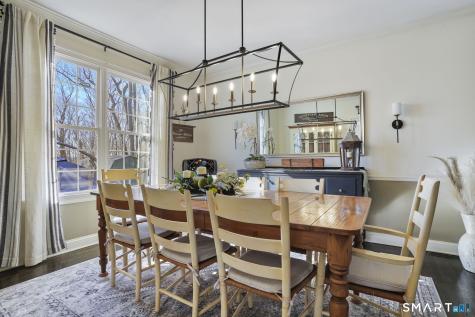 16 North Beech Tree Road Brookfield CT 06804