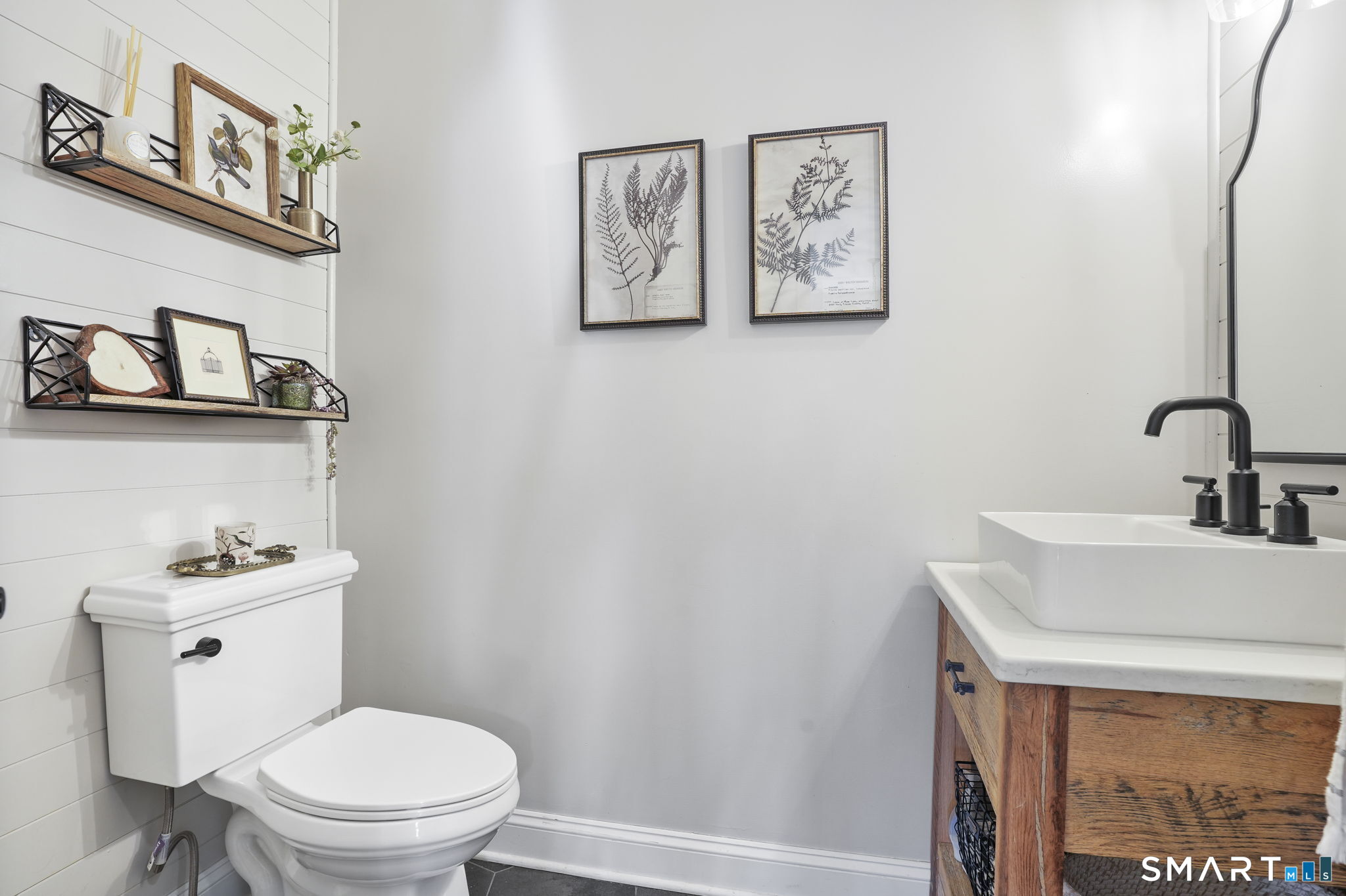 16 North Beech Tree Road Brookfield CT 06804