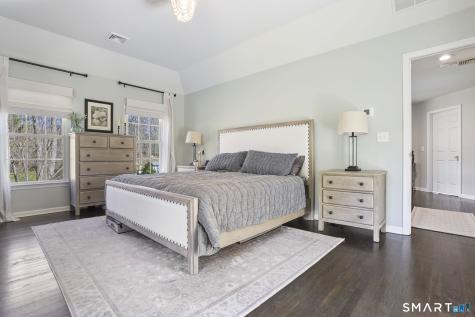 16 North Beech Tree Road Brookfield CT 06804