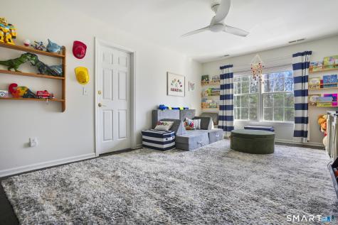 16 North Beech Tree Road Brookfield CT 06804