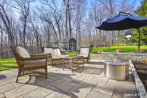 16 North Beech Tree Road Brookfield CT 06804