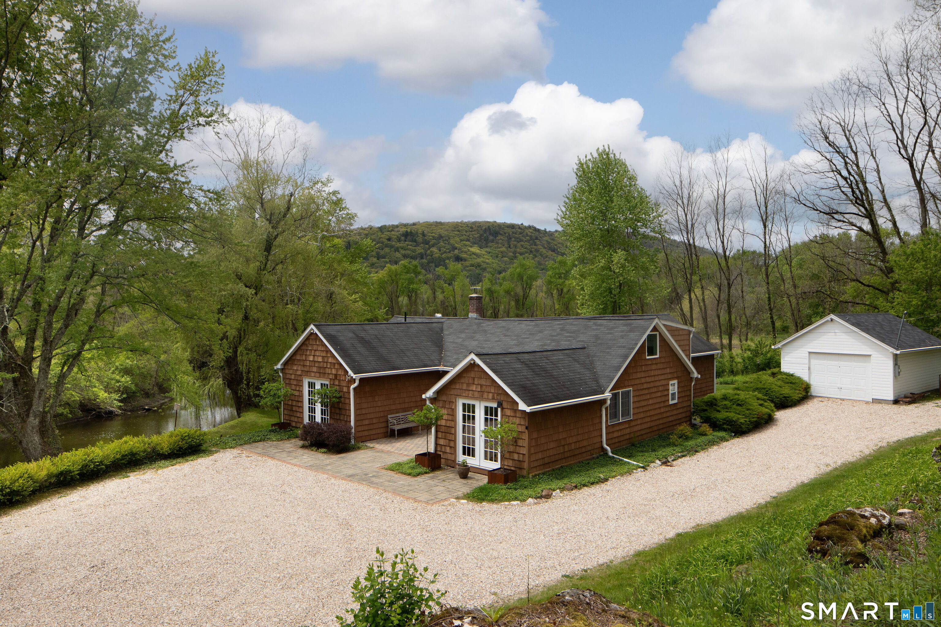 15 Belden Street Canaan CT 06031