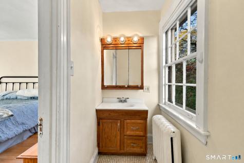148 Whiting Lane West Hartford CT 06119