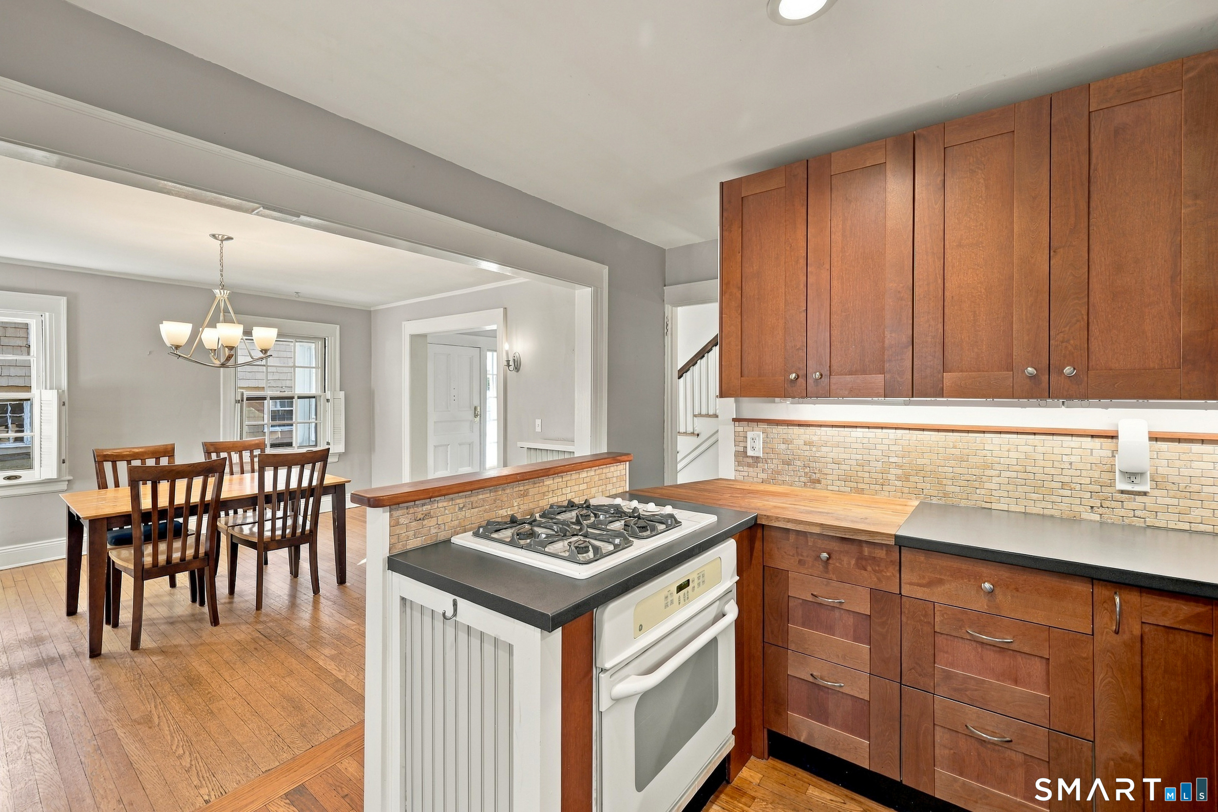 148 Whiting Lane West Hartford CT 06119