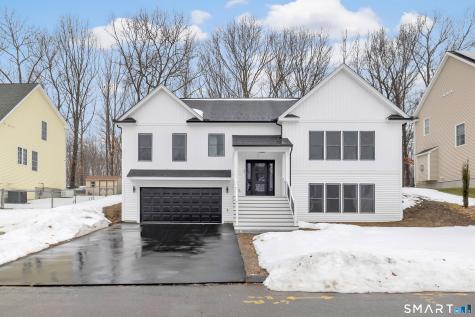 32 Larovera Terrace Ansonia CT 06401