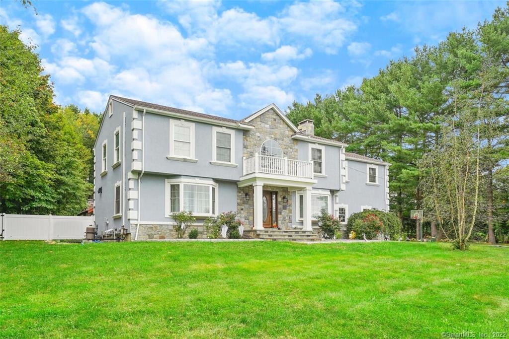 133 Roosevelt Drive Trumbull CT 06611