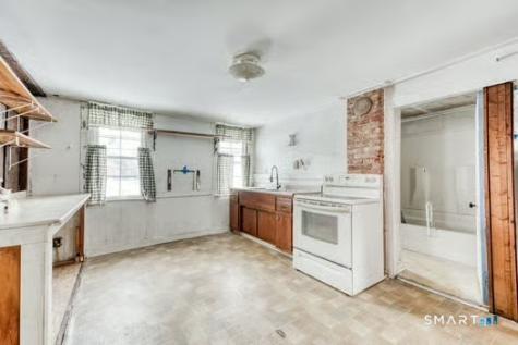 165 Maple Street East Hartford CT 06118