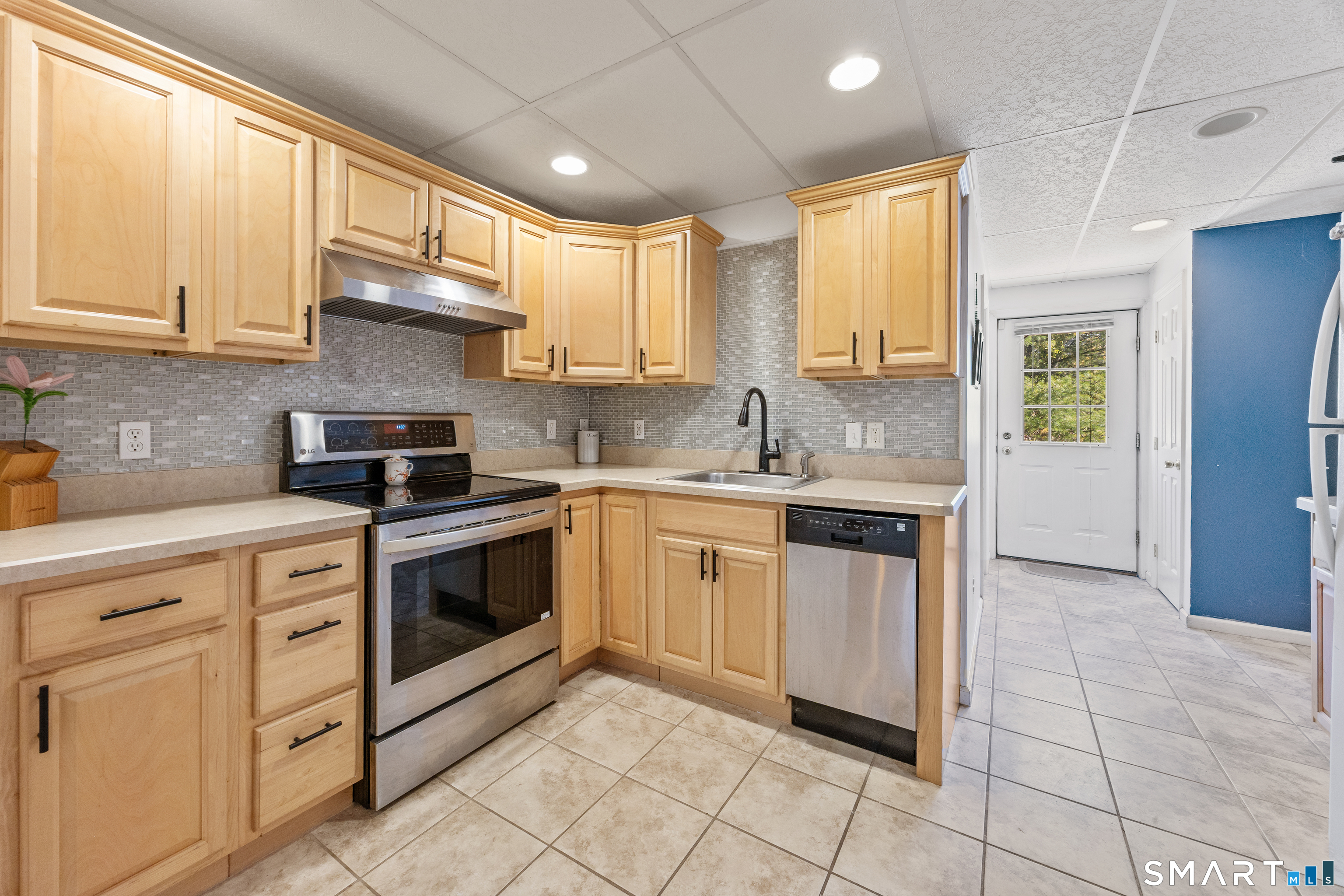 341 High St Extension Thomaston CT 06787