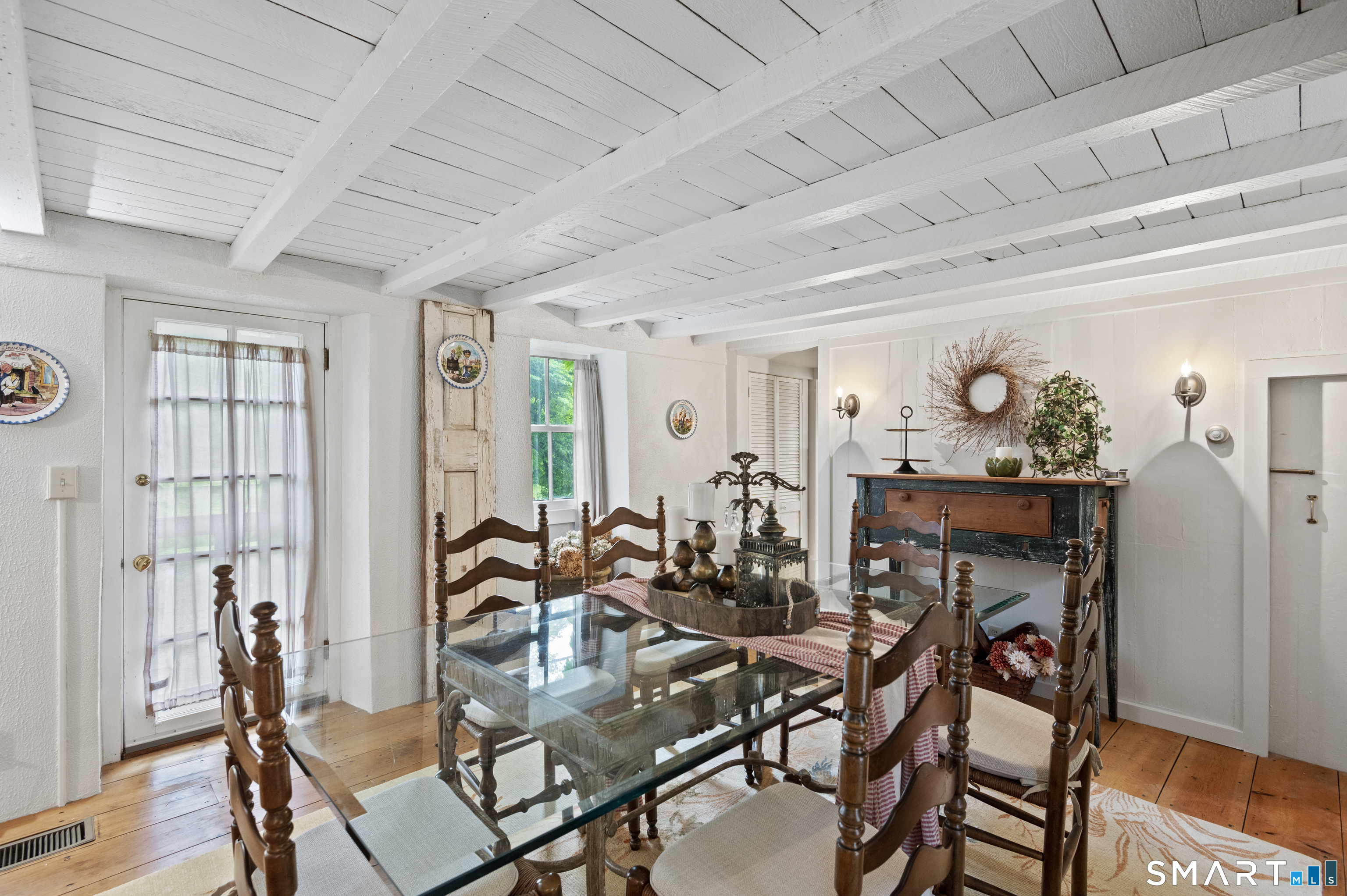 92 Bokum Road Old Saybrook CT 06475