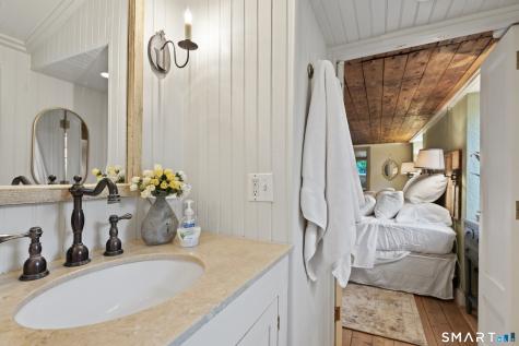 92 Bokum Road Old Saybrook CT 06475