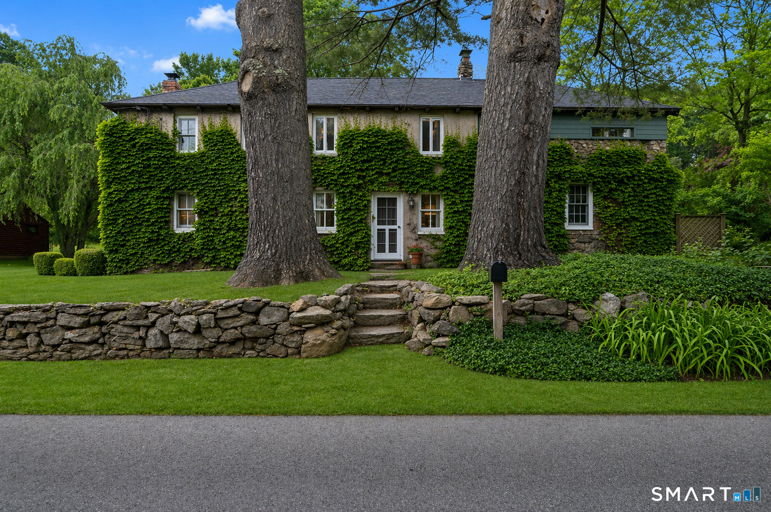 92 Bokum Road Old Saybrook CT 06475