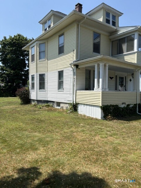295 Washington Parkway Stratford CT 06615