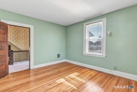 295 Washington Parkway Stratford CT 06615