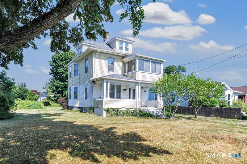 295 Washington Parkway Stratford CT 06615