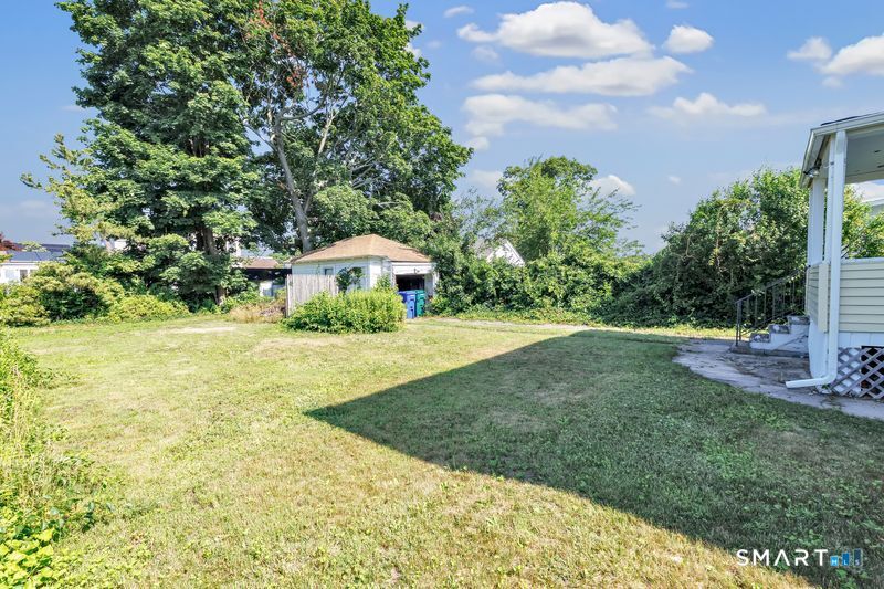 295 Washington Parkway Stratford CT 06615