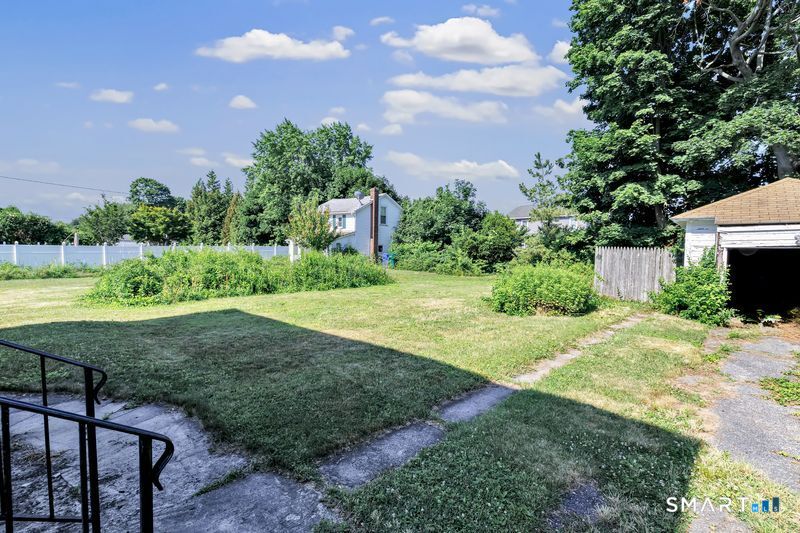 295 Washington Parkway Stratford CT 06615