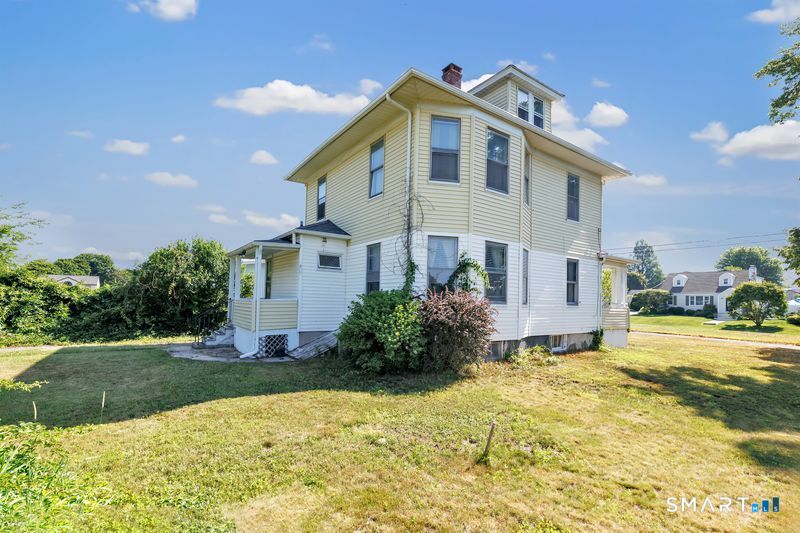 295 Washington Parkway Stratford CT 06615