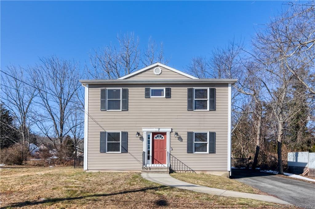 9 Commodore Street Norwich CT 06360