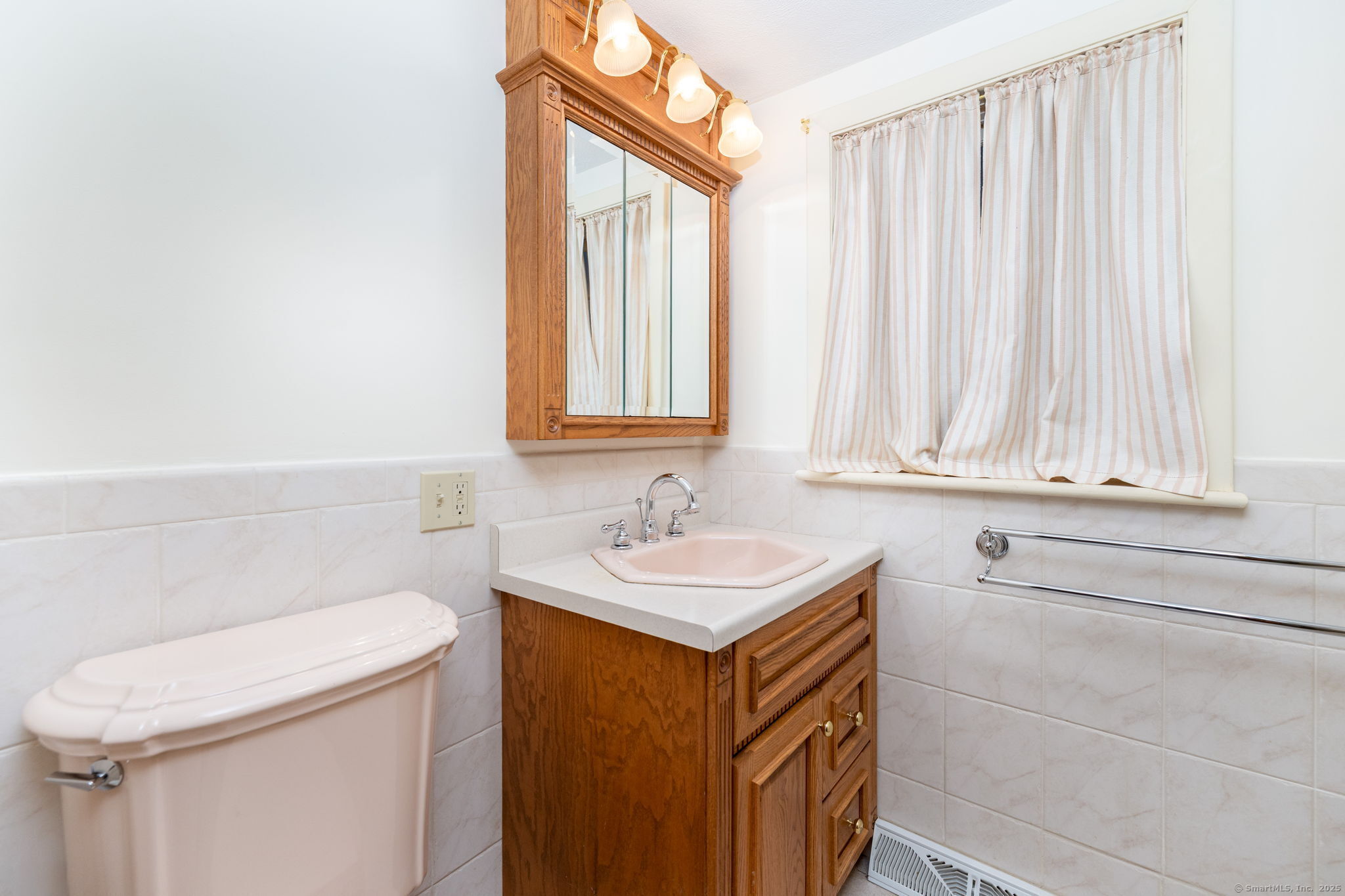 418 Plymouth Road Harwinton CT 06791