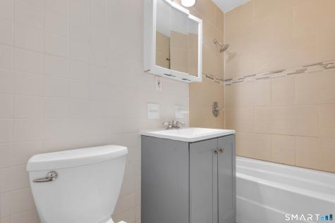130 Winding Lane East Hartford CT 06118