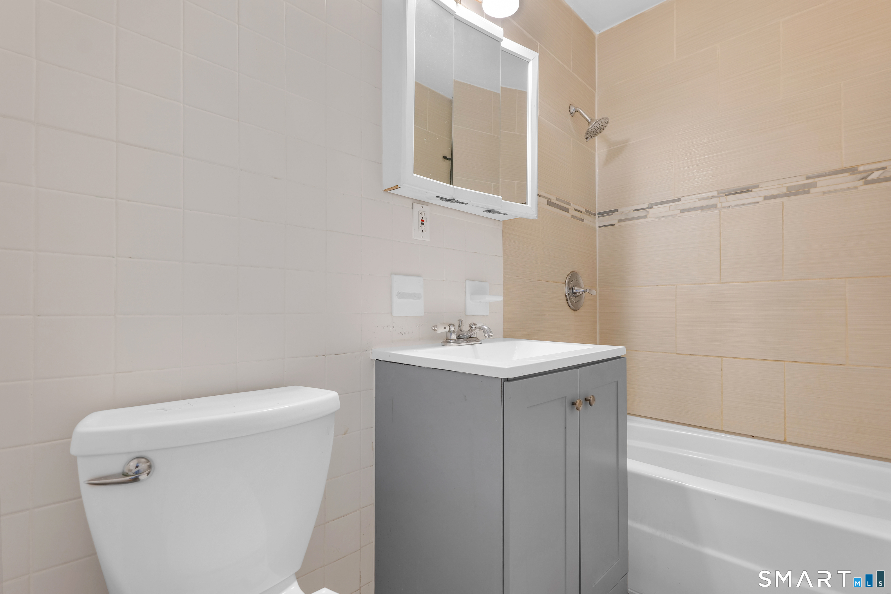 130 Winding Lane East Hartford CT 06118