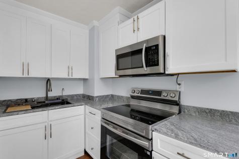 130 Winding Lane East Hartford CT 06118