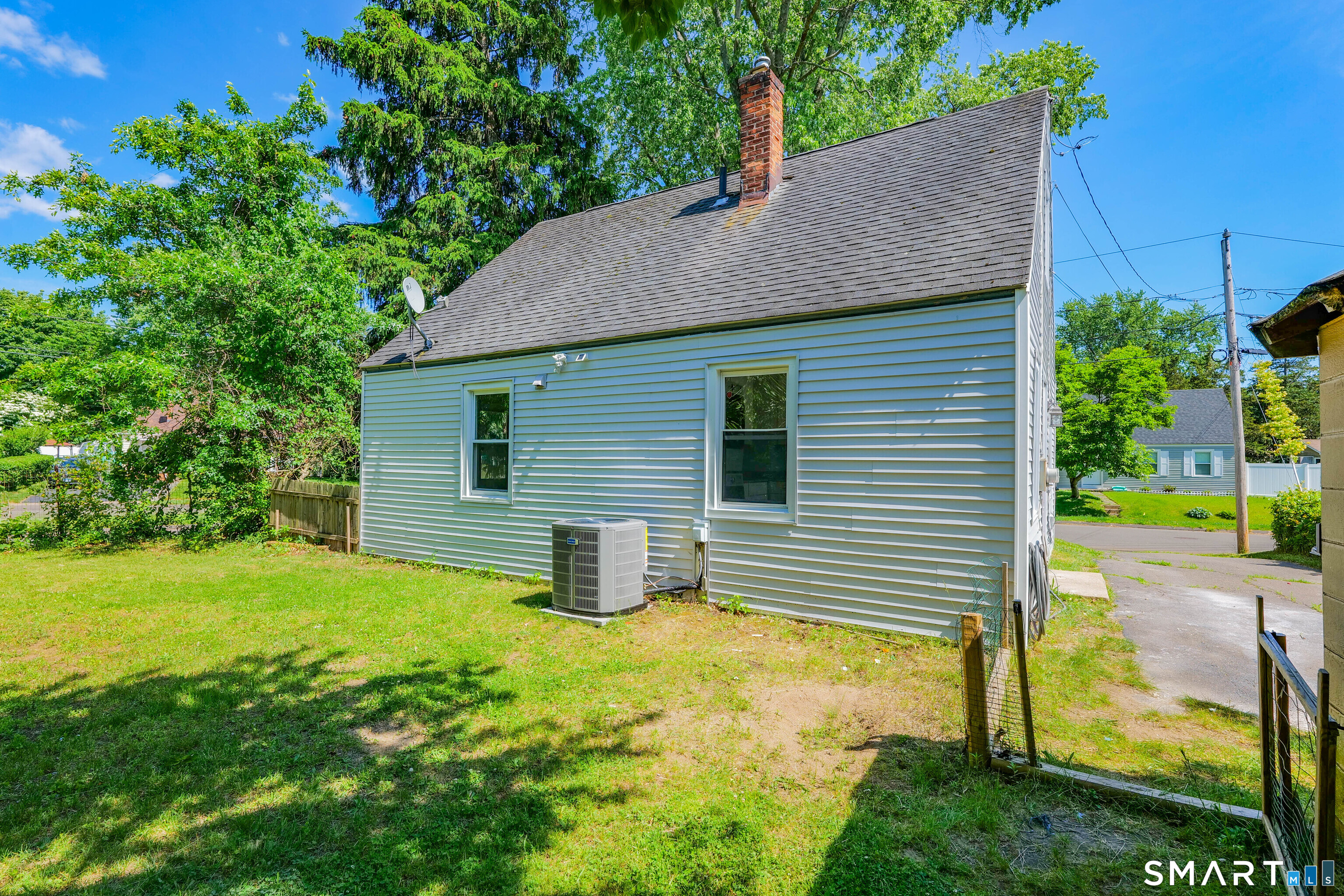 130 Winding Lane East Hartford CT 06118