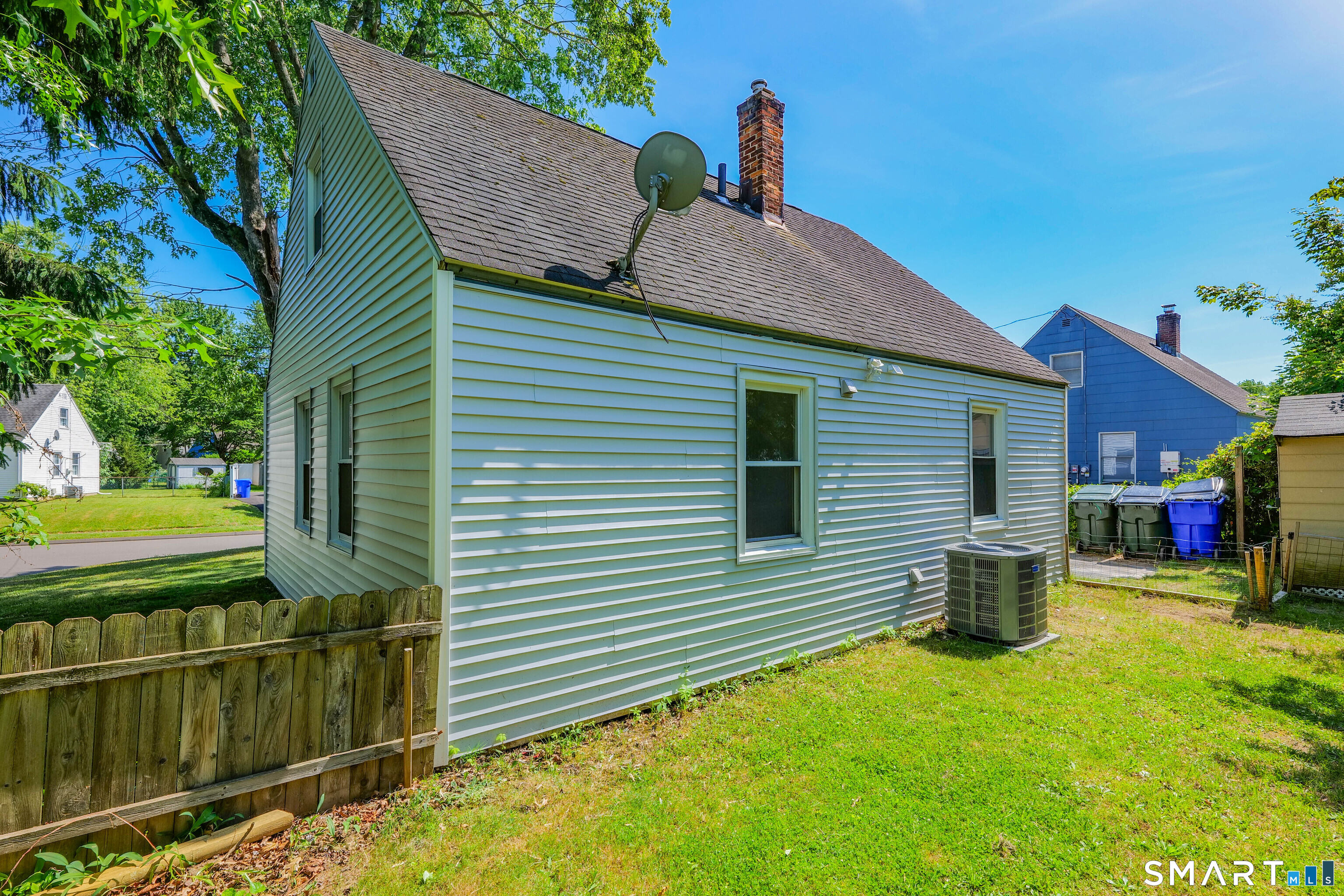 130 Winding Lane East Hartford CT 06118