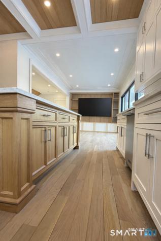 20 North Lake Shore Drive Brookfield CT 06804
