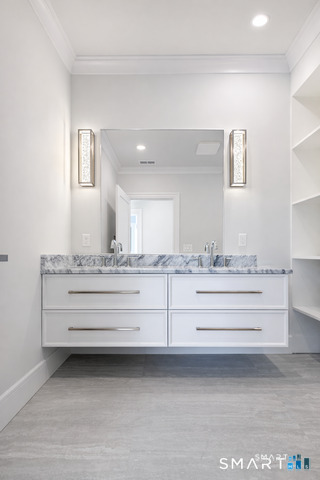 20 North Lake Shore Drive Brookfield CT 06804