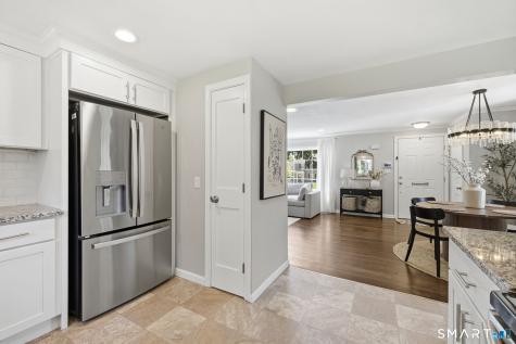 22 Rockledge Drive West Hartford CT 06107