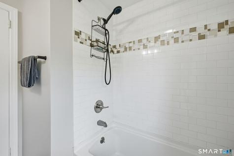 22 Rockledge Drive West Hartford CT 06107
