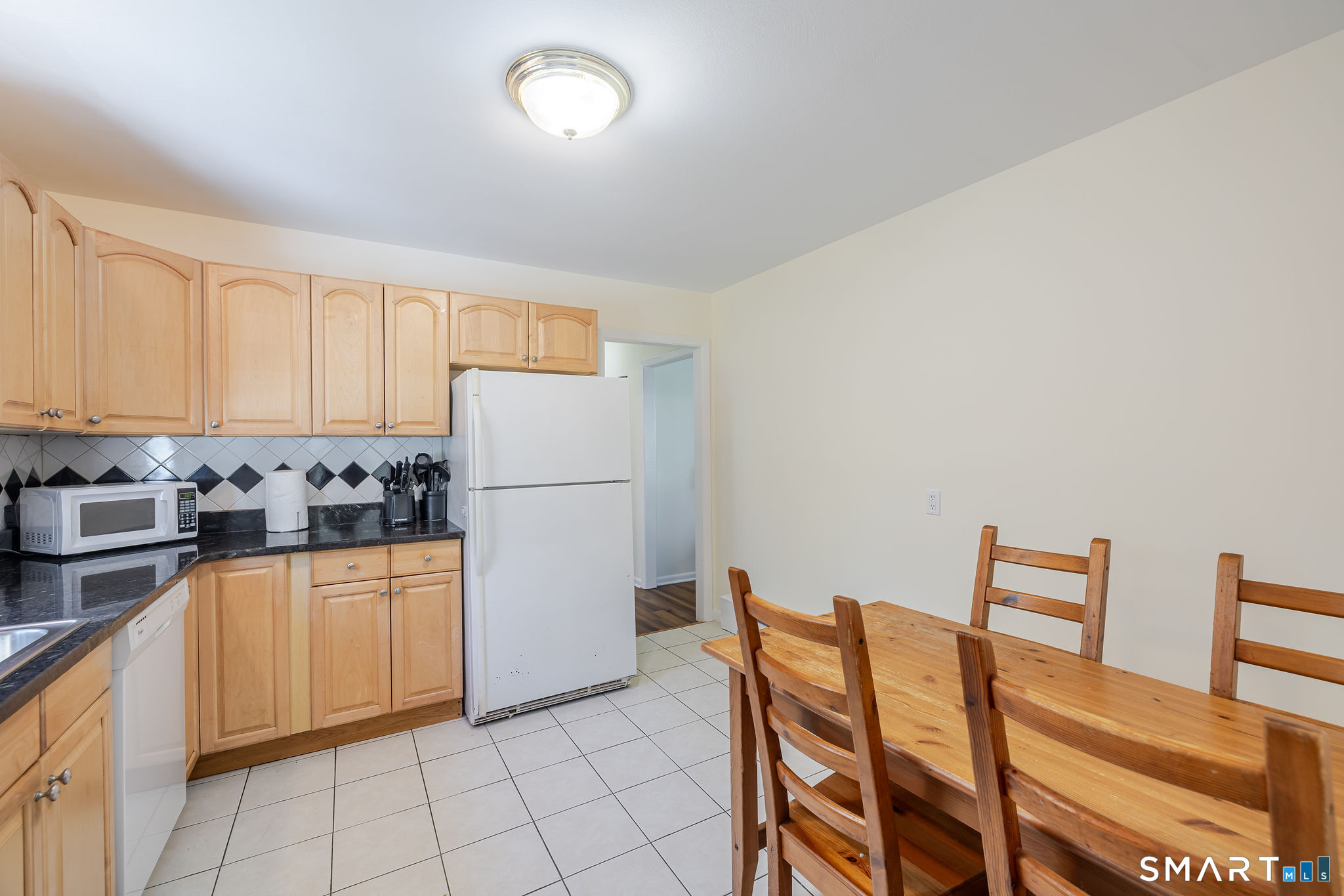 17 Fleetwood Avenue Bethel CT 06801