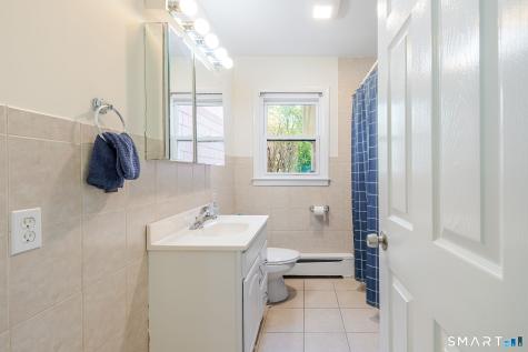 17 Fleetwood Avenue Bethel CT 06801