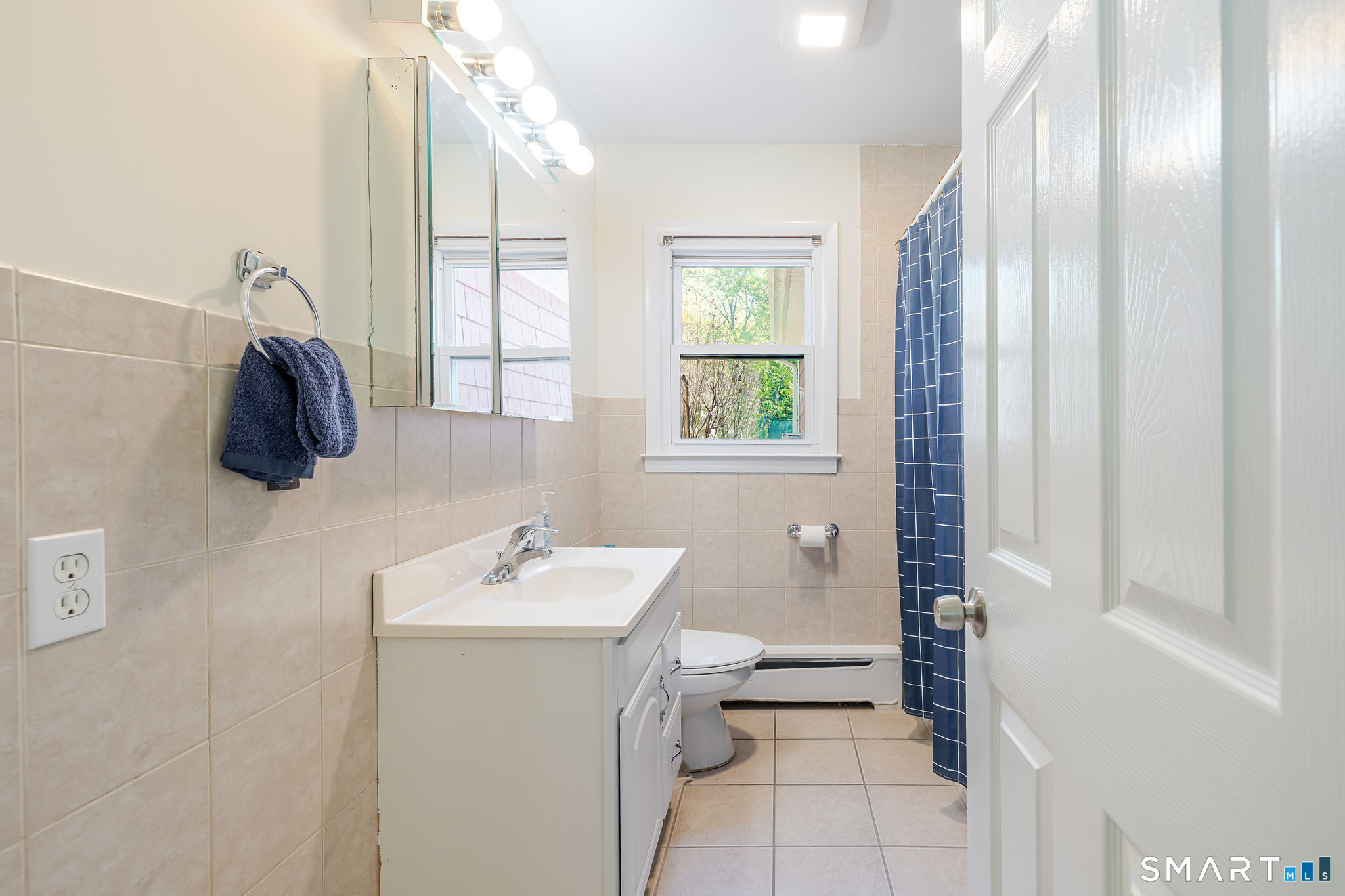 17 Fleetwood Avenue Bethel CT 06801