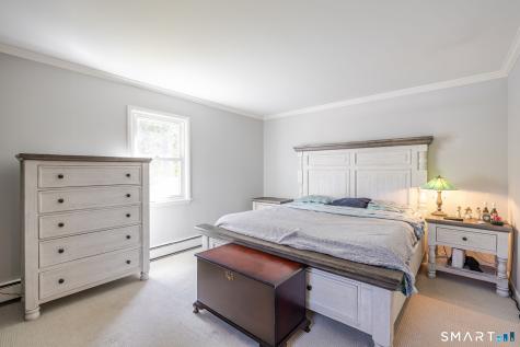 17 Fleetwood Avenue Bethel CT 06801
