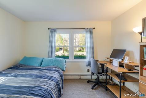 17 Fleetwood Avenue Bethel CT 06801