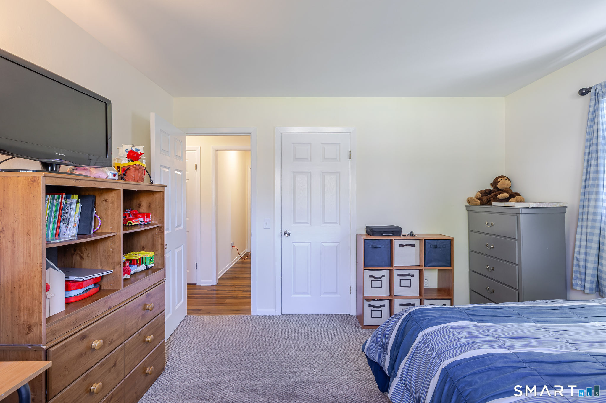 17 Fleetwood Avenue Bethel CT 06801