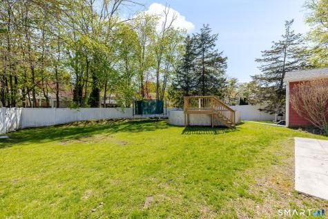 17 Fleetwood Avenue Bethel CT 06801