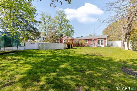 17 Fleetwood Avenue Bethel CT 06801