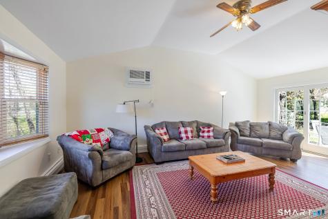 17 Fleetwood Avenue Bethel CT 06801