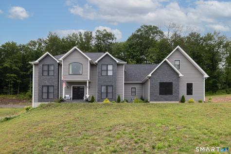 4 Oakengate Road Wolcott CT 06716